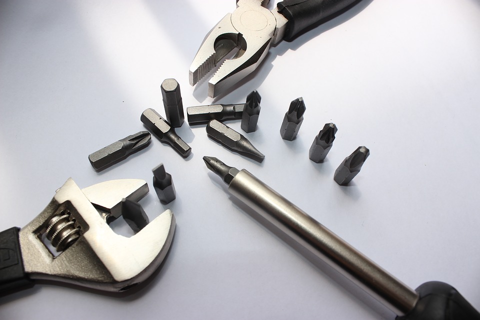 Kde uskladnit nářadí na zimu? V zahradním domku.