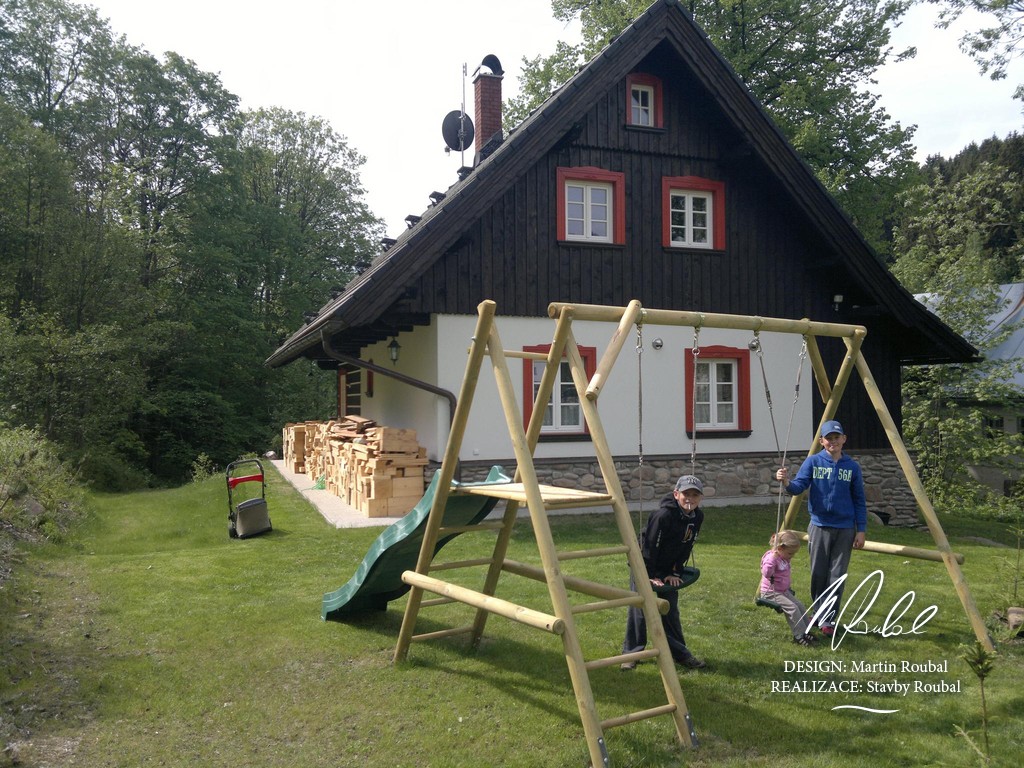 Ako za čias cisára pána, dreveniciam čas na kráse neubral