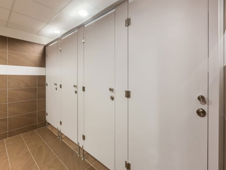 Ekonomické dôvody a rastúce nároky na hygienu zvyšujú dopyt po kabínkových systémoch